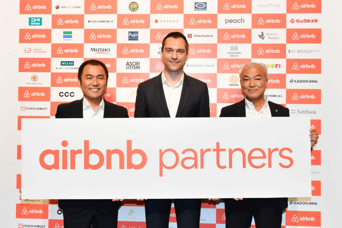 爱彼迎日本合作伙伴生态计划发布现场 | Phrase